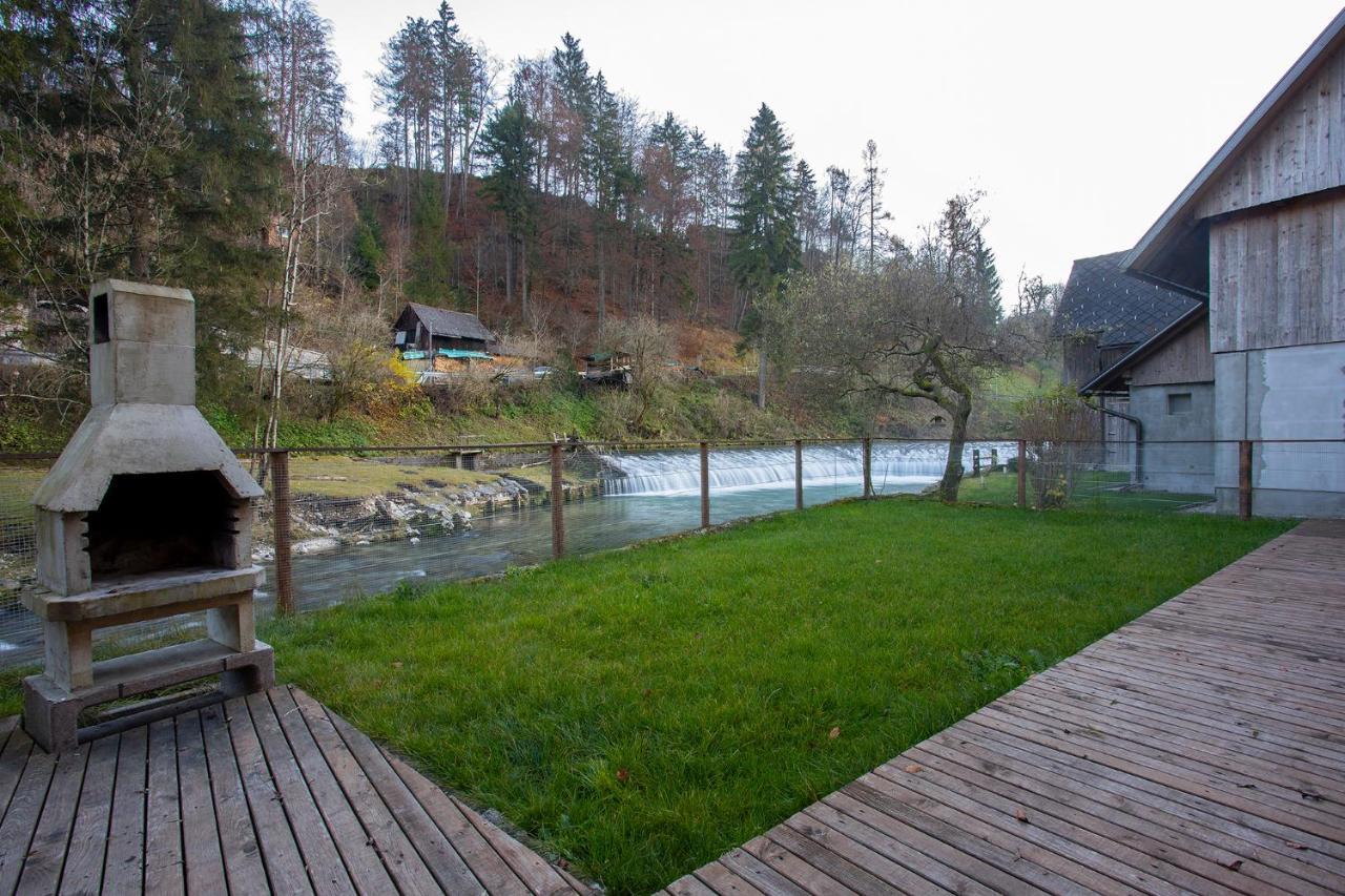 House By The River Villa Zgornje Gorje Bagian luar foto