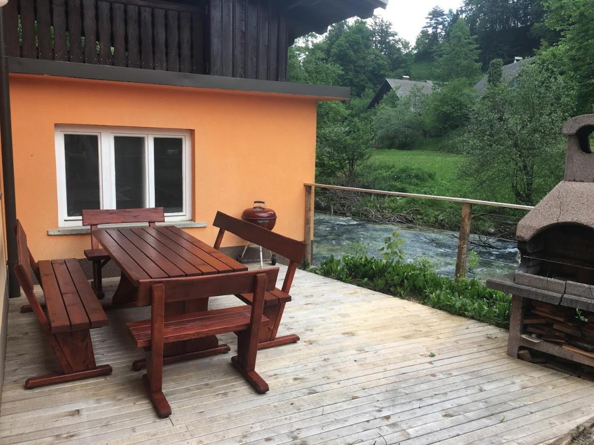House By The River Villa Zgornje Gorje Bagian luar foto